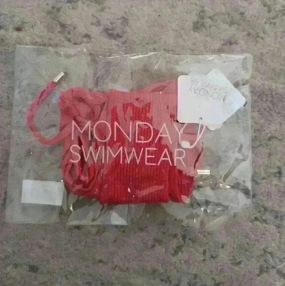 Monday Swimwear Women's Cala Conta Crinkle Sangria Orange Bottom P (0-2) - Picture 8 of 14